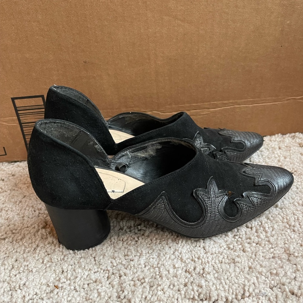 Zara Black “Scalloped” Detailed Heels size 36